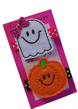 Load image into Gallery viewer, Lil Pumpkin and Ghost Embroidered Felt Hair Clip Set
